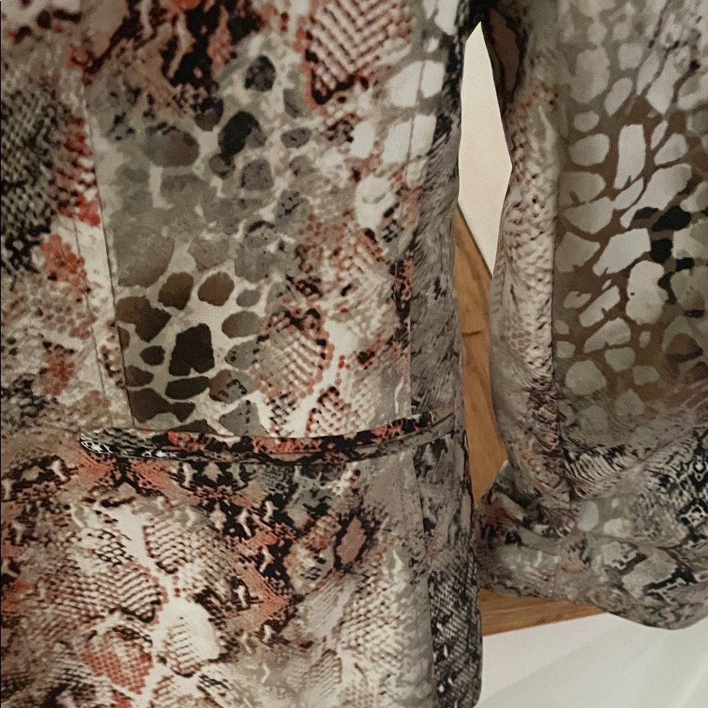 Kasper Women's Snake Print Blazer - Black, Gray, Brown - Picture 4 of 5